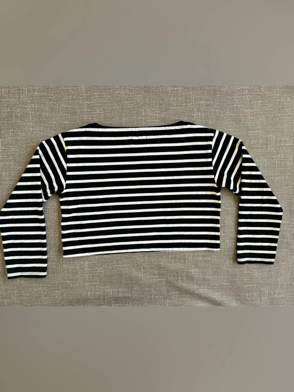 J.Crew Cropped Fit Striped Top Boxy Sz Small Black White Long Sleeve Boat Neck